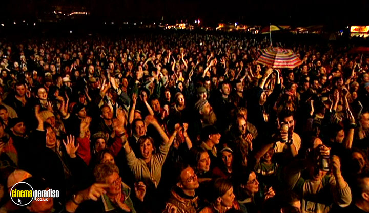 A still #2 from Jamie Cullum: Live at Blenheim Palace (2004)