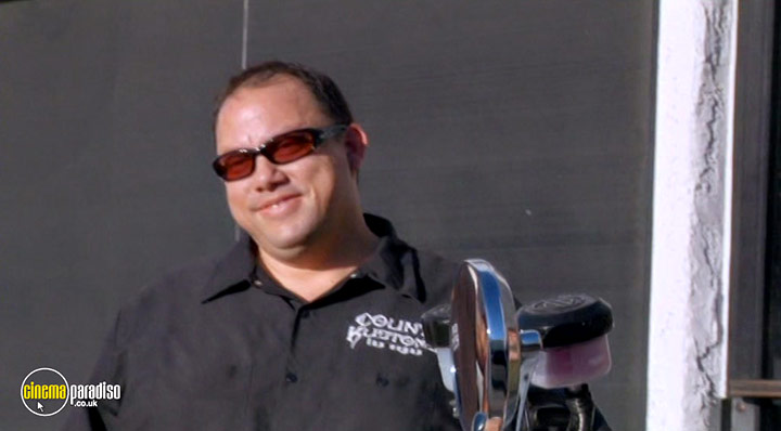 A still #22 from Counting Cars: Series 1 (2012)