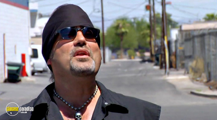A still #30 from Counting Cars: Series 1 (2012)