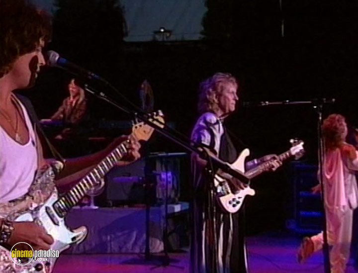 A still #17 from Yes: Union: Live (1991)