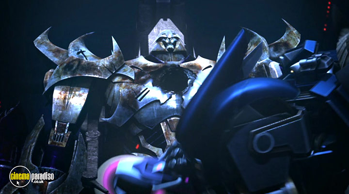 A still #30 from Transformers Prime: Series 1: Part 3 (2011)
