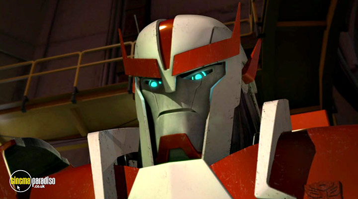 A still #20 from Transformers Prime: Series 1: Part 3 (2011)