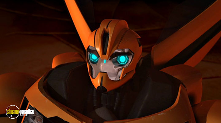 A still #19 from Transformers Prime: Series 1: Part 3 (2011)