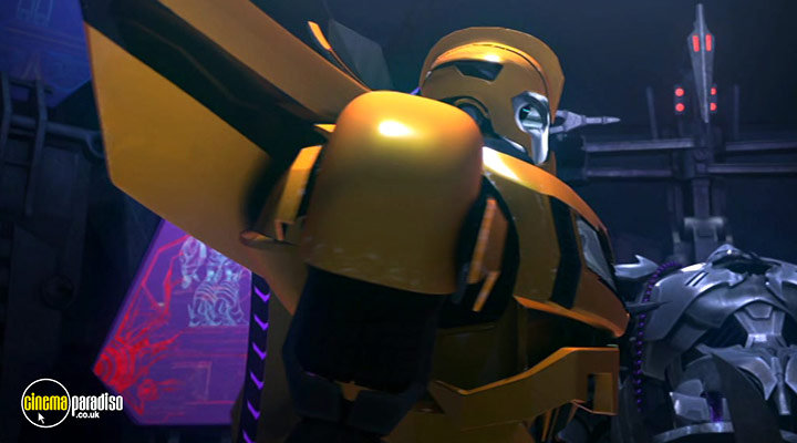 A still #13 from Transformers Prime: Series 1: Part 3 (2011)