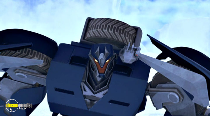 A still #12 from Transformers Prime: Series 1: Part 3 (2011)