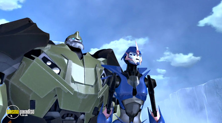 A still #11 from Transformers Prime: Series 1: Part 3 (2011)