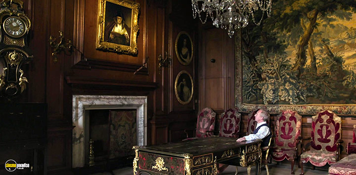 A still #4 from My Rembrandt (2019)