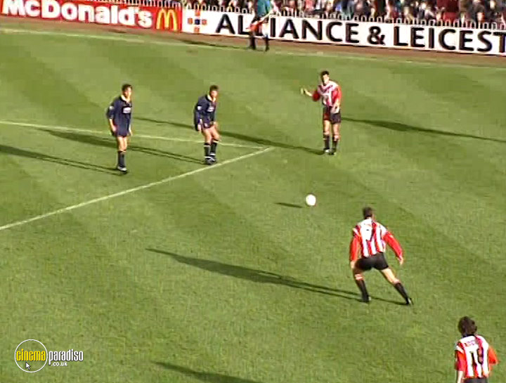 A still #17 from Football Heaven: A Decade of Great Goals (2003)