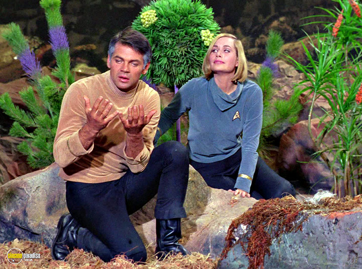A still #32 from Star Trek: The Original Series: Series 1 (1966)