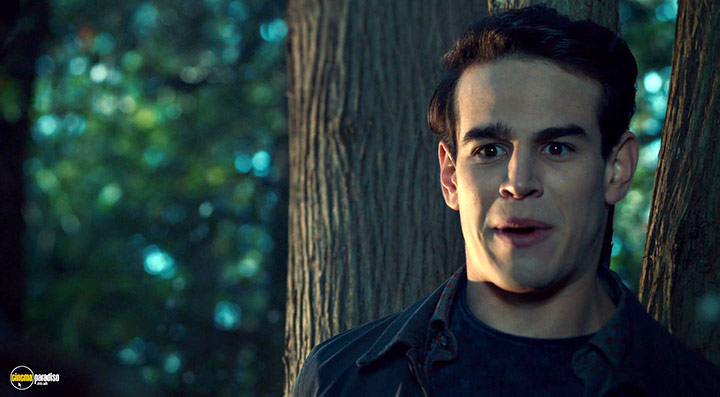 A still #3 from Shadowhunters: Series 3 (2019)
