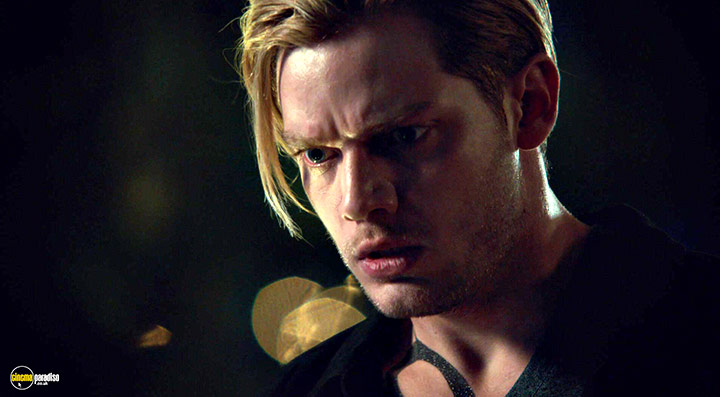 A still #22 from Shadowhunters: Series 3 (2019)