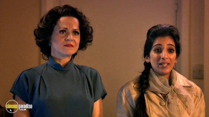 A still #15 from Rock and Chips: Five Gold Rings (2010)
