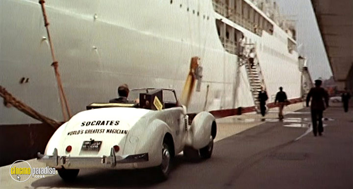 A still #27 from The Road to Corinth (1967)