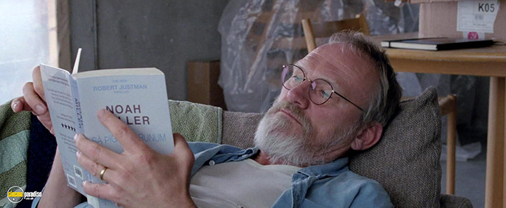 A still #10 from A White, White Day (2019)