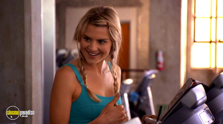 A still #25 from Happy Endings: Series 1 (2011)