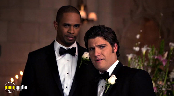 A still #21 from Happy Endings: Series 1 (2011)