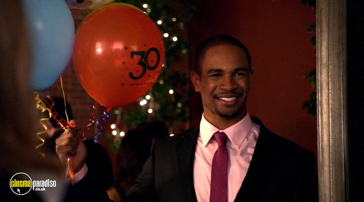 A still #14 from Happy Endings: Series 1 (2011)