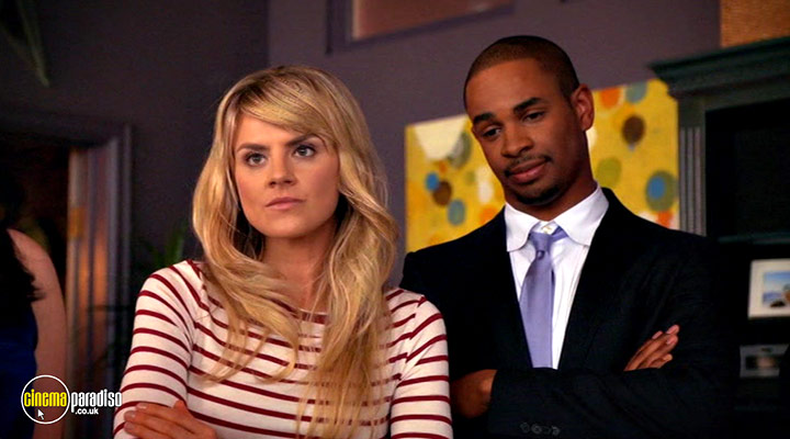 A still #3 from Happy Endings: Series 1 (2011)