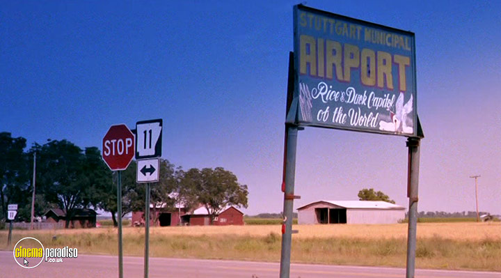 A still #25 from Rosalie Goes Shopping (1989)