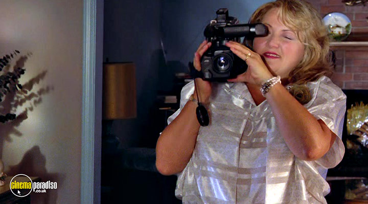 A still #22 from Rosalie Goes Shopping (1989)