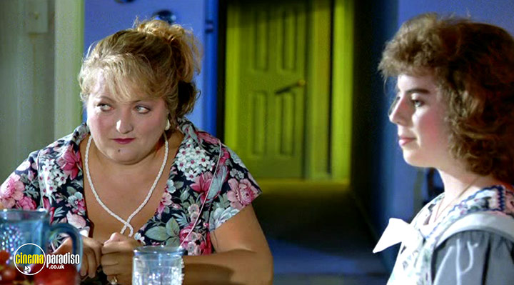 A still #1 from Rosalie Goes Shopping (1989)
