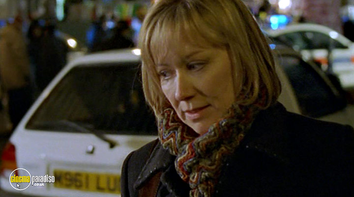 A still #21 from Murder Investigation Team: Series 1 (2003)
