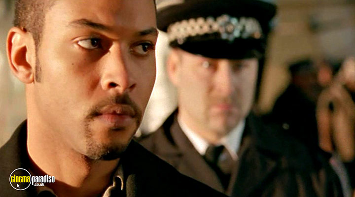 A still #2 from Murder Investigation Team: Series 1 (2003)