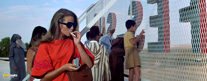 A still #31 from Maroc 7 (1967)