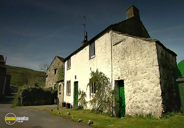 A still #31 from Yorkshire Dales: A Landscape of Longing (2005)