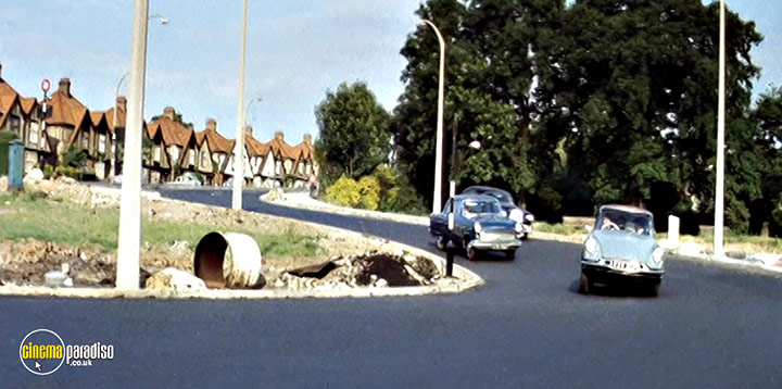 A still #17 from Go to Blazes (1962)