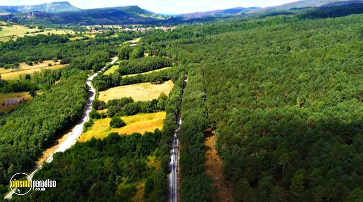 A still #26 from World's Most Scenic Railway Journeys: Series 1 (2019)