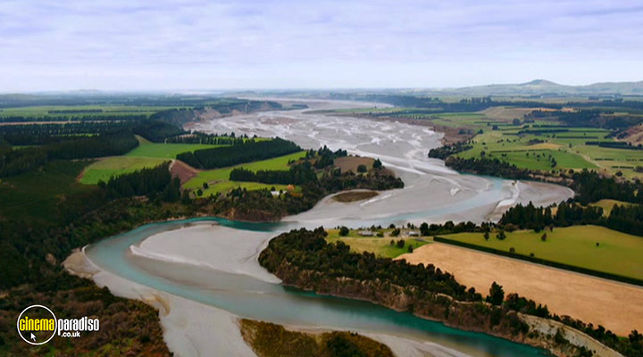 A still #7 from World's Most Scenic Railway Journeys: Series 1 (2019)