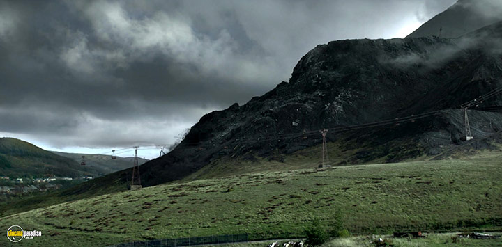 A still #10 from The Crown: Series 3 (2019)