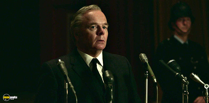 A still #15 from The Crown: Series 3 (2019)
