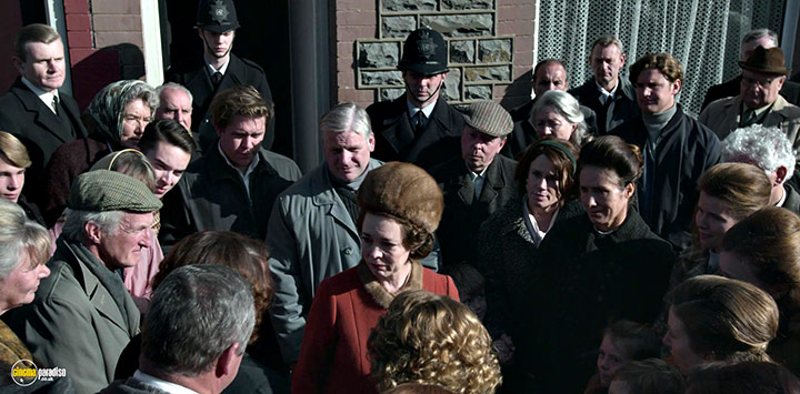 A still #24 from The Crown: Series 3 (2019)