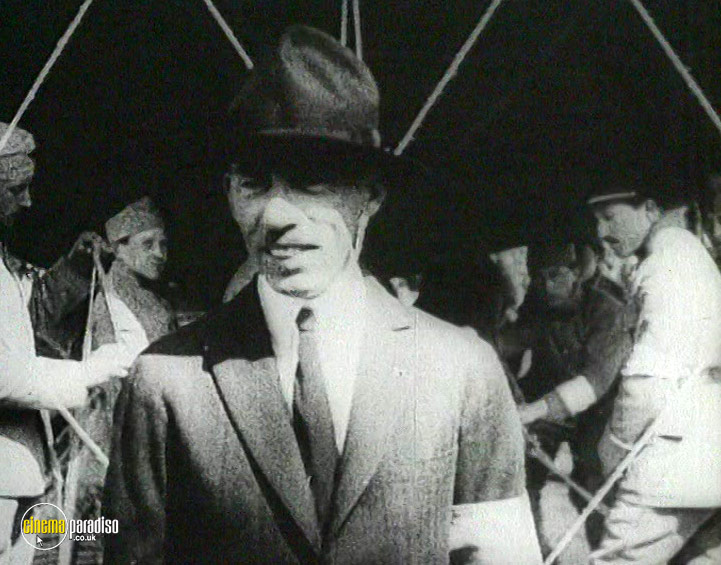 A still #32 from The Story of Flight: 1903-2003 (2003)