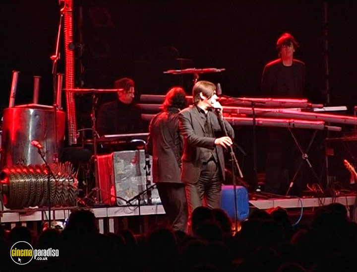A still #18 from Palast der Republik: Einstuerzende Neubauten (2004)