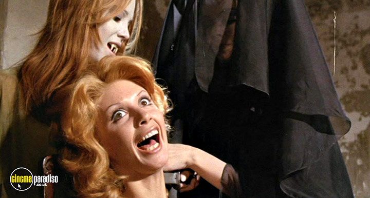 A still #14 from Werewolf Shadow (1971)