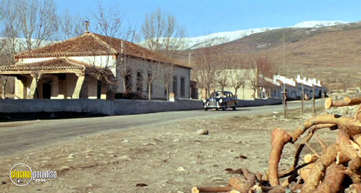 A still #11 from Werewolf Shadow (1971)