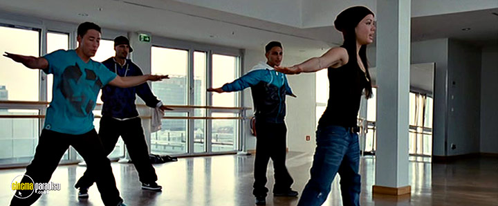 A still #35 from Beat the World (2011)
