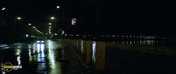 A still #30 from Dil Chahta Hai (2001)