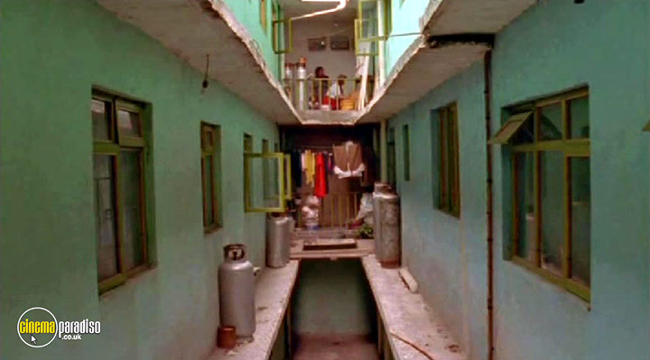 A still #16 from Megacities (1998)