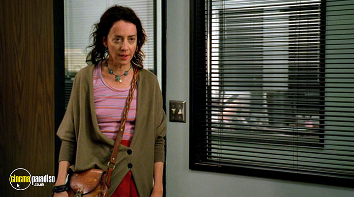 A still #33 from Hung: Series 2 (2010)