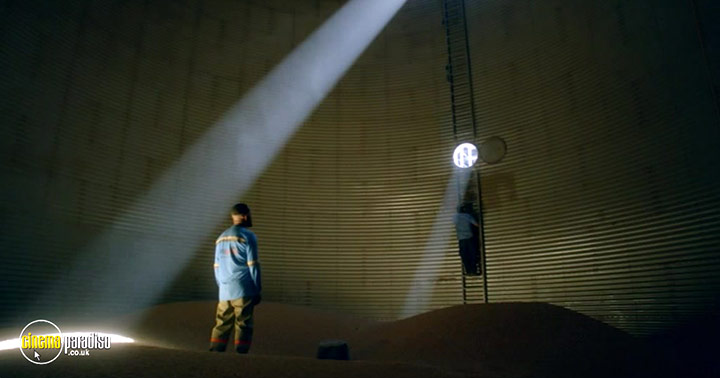 A still #32 from Dry Wind (2020)