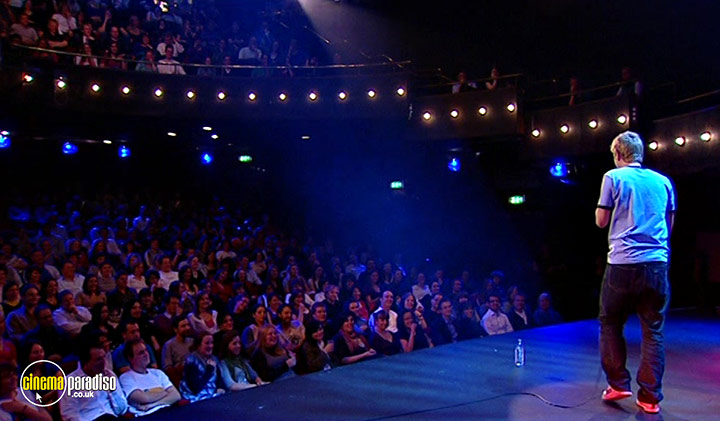 A still #14 from Russell Howard: Live (2007)