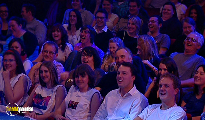 A still #11 from Russell Howard: Live (2007)