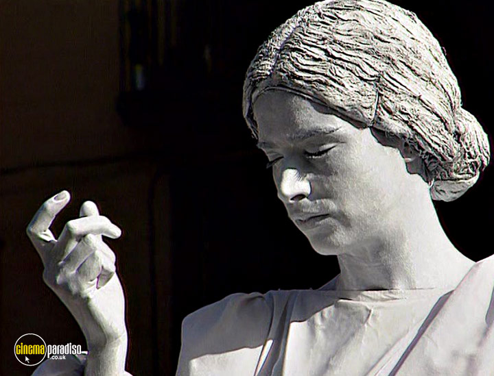 A still #34 from Travel Web DVD: Barcelona (2001)