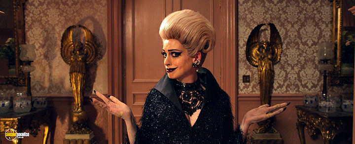 A still #16 from The Witches (2020)