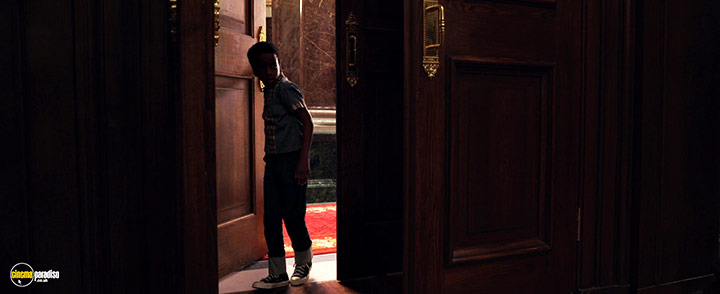 A still #5 from The Witches (2020)