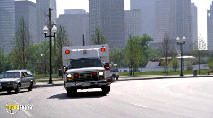 A still #17 from ER: Series 2 (1995)